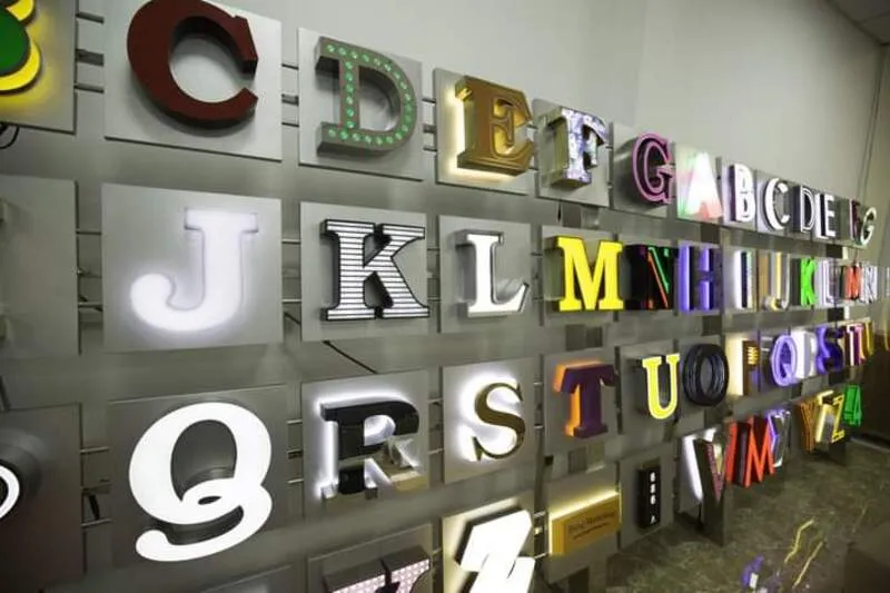 Chuyên tư vấn, thiết kế và thi công các công trình quảng cáo 